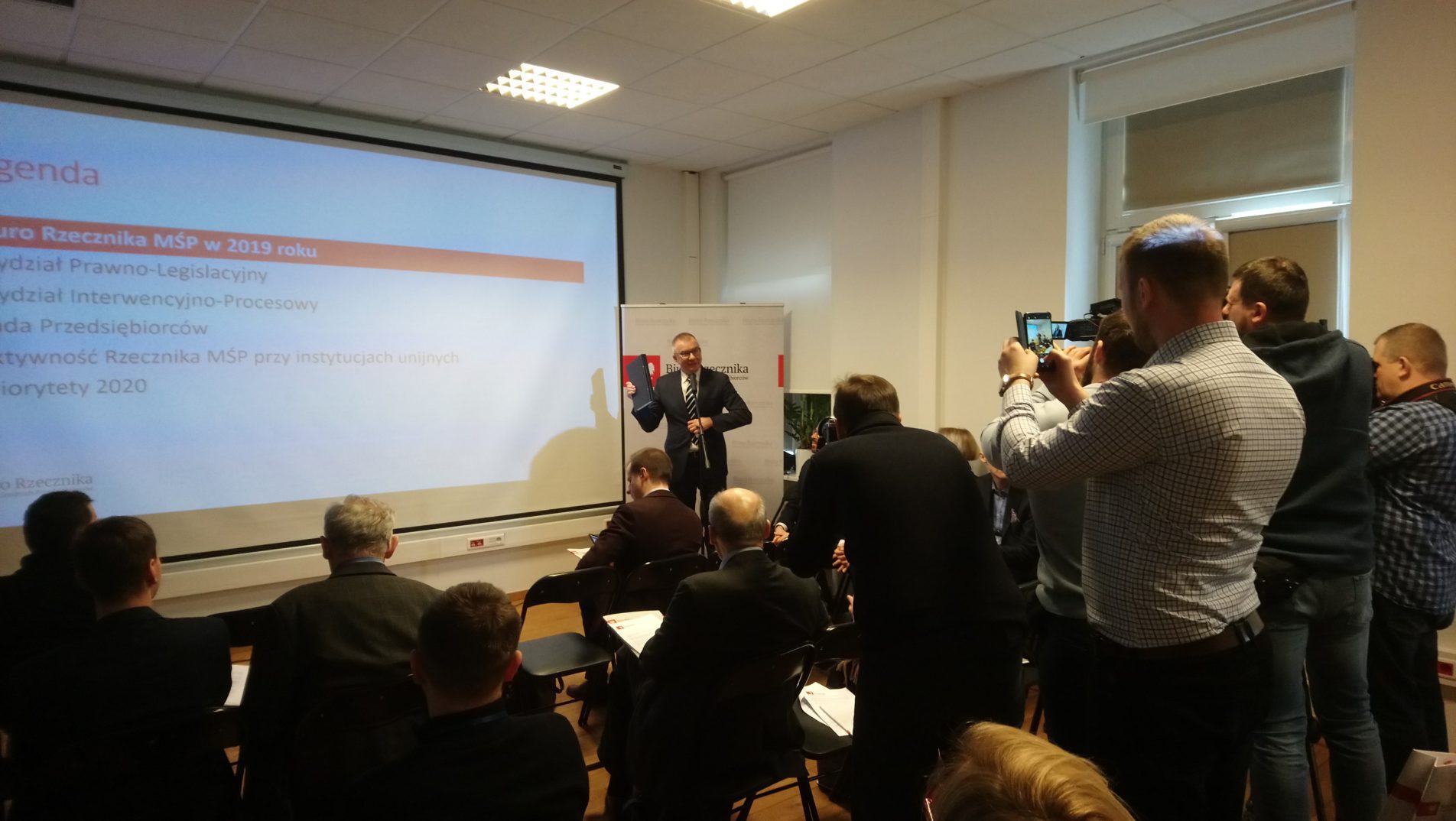 Rzecznik Małych i Średnich Przedsiębiorców Adam Abramowicz Konferecnja Prasowa